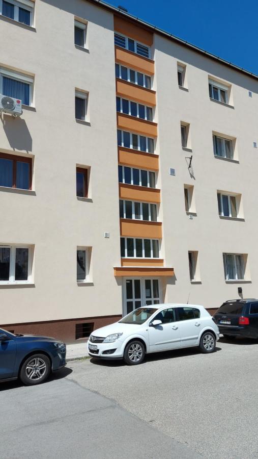 Ancsi Apartmant Kecskemet Exterior photo